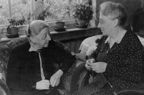 Die Schwestern Karoline Bock und Anna Lücke