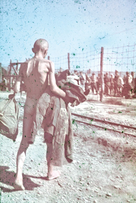 Gefangene Rotarmisten im Kriegsgefangenenlager Zeithain 1942